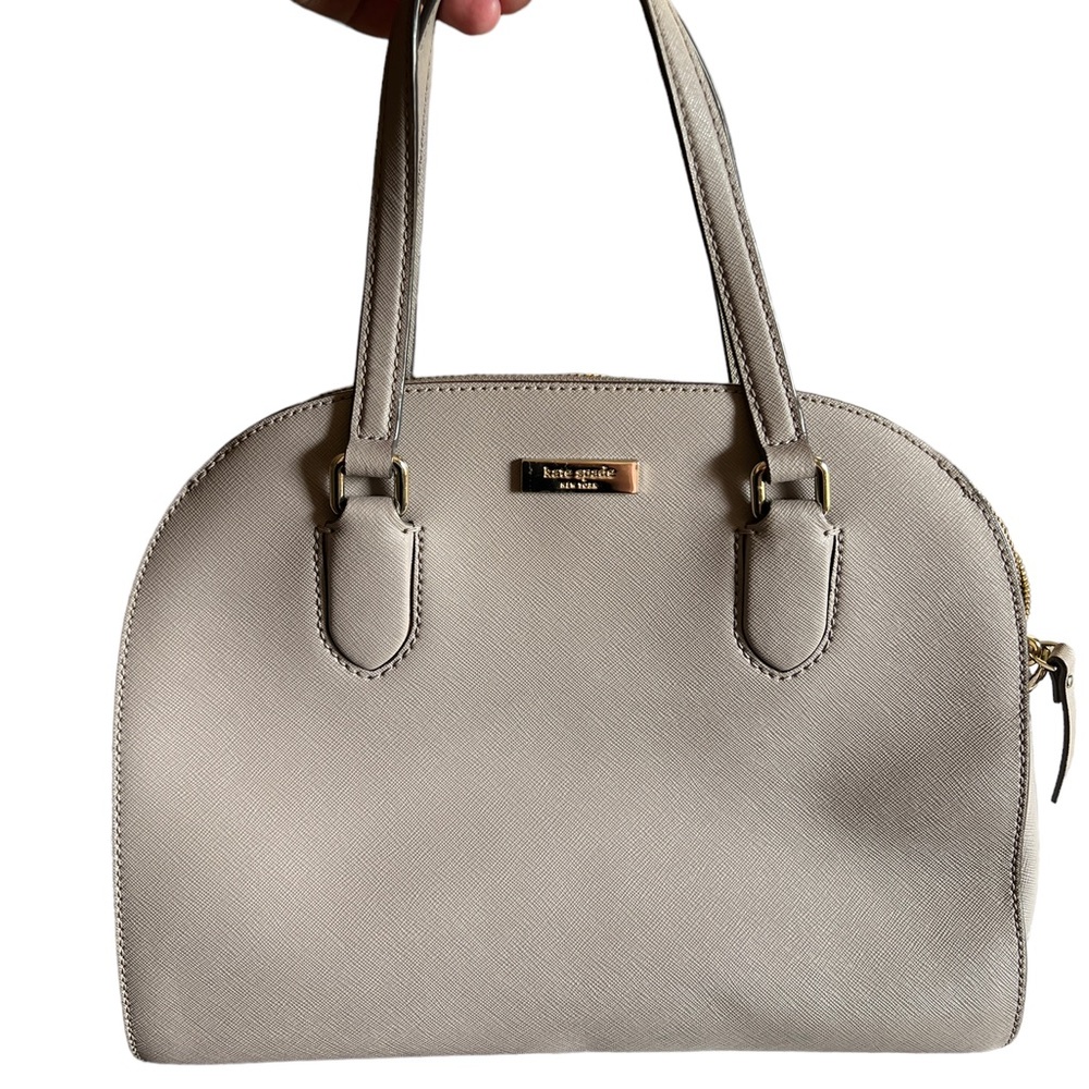 KATE SPADE NEW YORK LAUREL WAY REILEY SATCHEL HANDBAG IN GOOD CONDITION